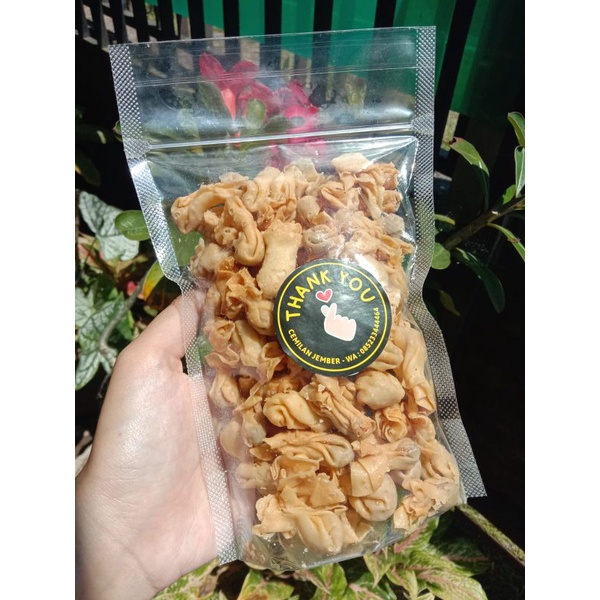 

Pastel Cumi Isi Abon - Netto 200g