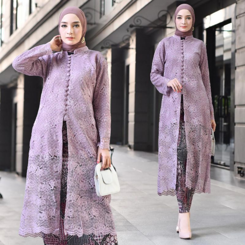 Kebaya tunik brukat Kancing Seribu busui| kebaya brokat terbaru| Kebaya modern| Kebaya terlaris| Kebaya cantik| Kebaya terbaru| kebaya pesta| bkebaya murah| kebaya wisuda| kebaya ibu hamil| kebaya terlaris| tunik brukat| tunik tille