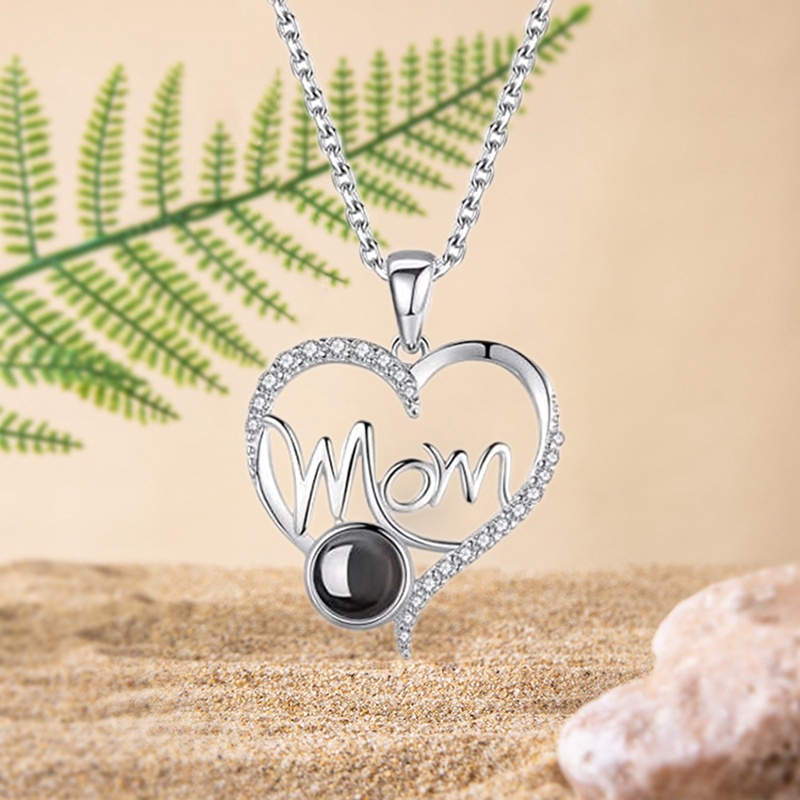 Blue Rose With I Love You Mom Necklace In 100bahasa -Terpesona Abadi Bunga Mawar Hadiah Hari Ibu