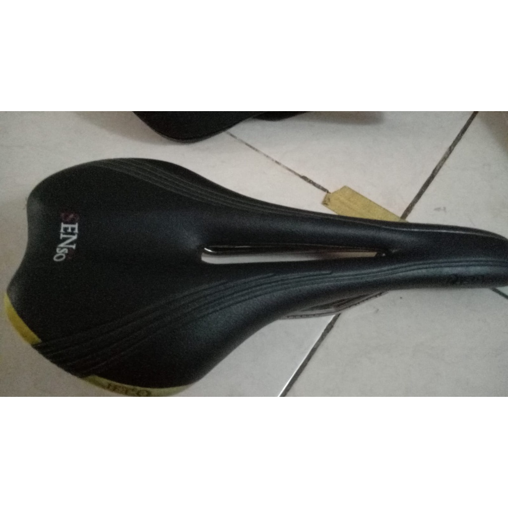 Sadel Saddle MTB Roadbike Sepeda Lipat Road Velo Senso BEKAS MURAH ORI SECOND JET O