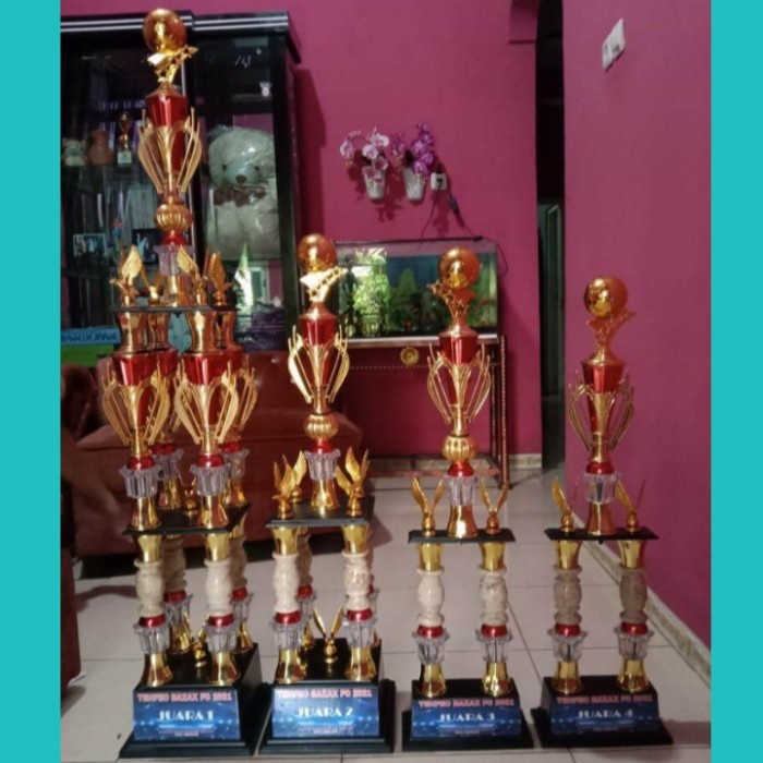Tro Trophy Piala 1 Set Juara 1234 (Kaki 8,Kaki 4,Kaki 2,Kaki 2)