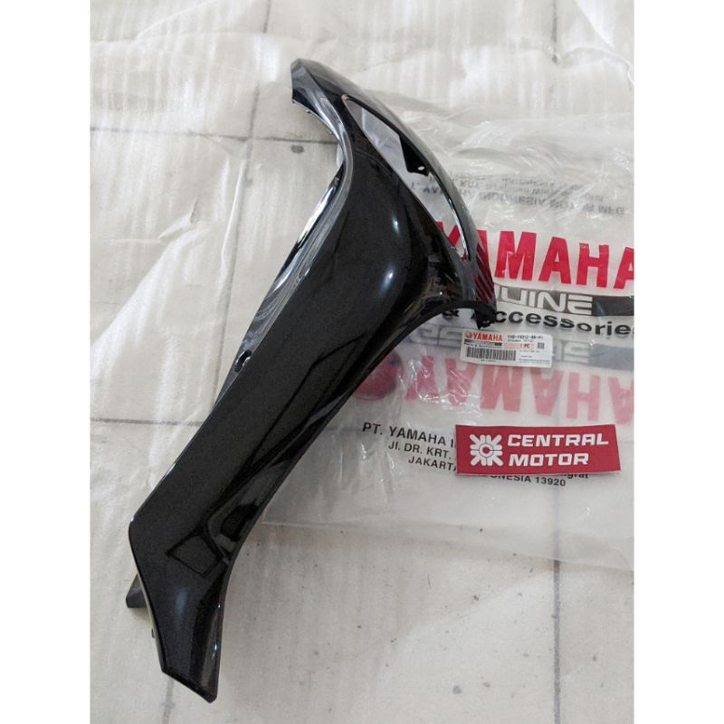 COVER SAYAP DEPAN KANAN FINO FI 115 HITAM ORIGINAL