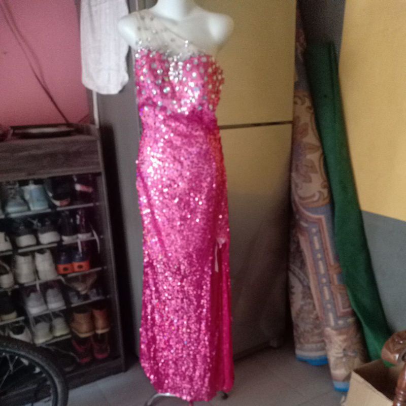 preloved gaun / dress pesta kondangan payet newah