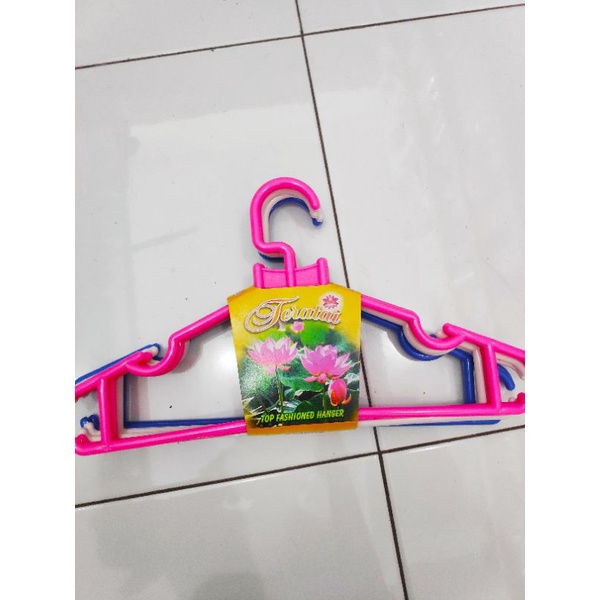 [ ⭐⭐⭐⭐⭐ ] Hanger plastik berkualitas lebih tebal warna  ori anti pecah