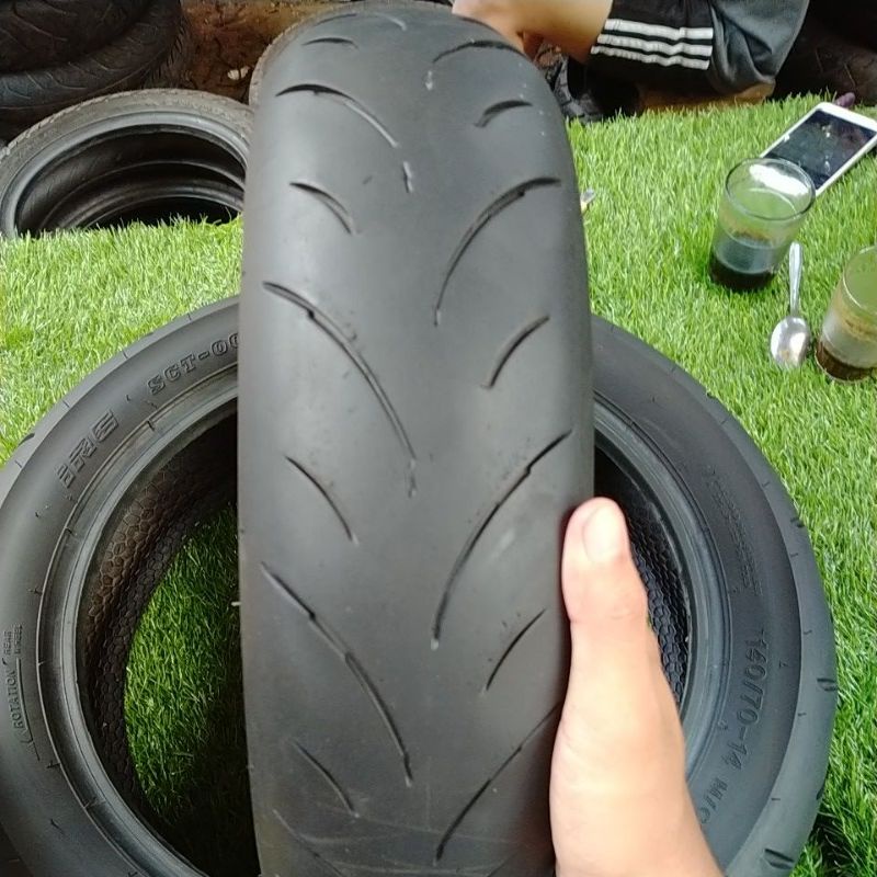 Ban Vespa maxxis R1 ring 10 - Ban Vespa 100/90-14 - Ban balap vespa