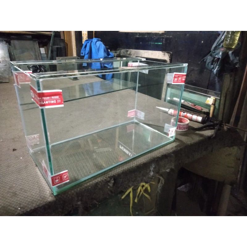 aquarium 60x30x35 full 8mm