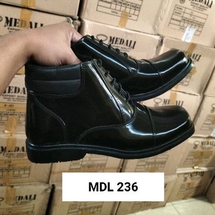 Sepatu kulit pria PDH polri TNI security guard PNS sepatu Kerja formal Tampil lebih keren