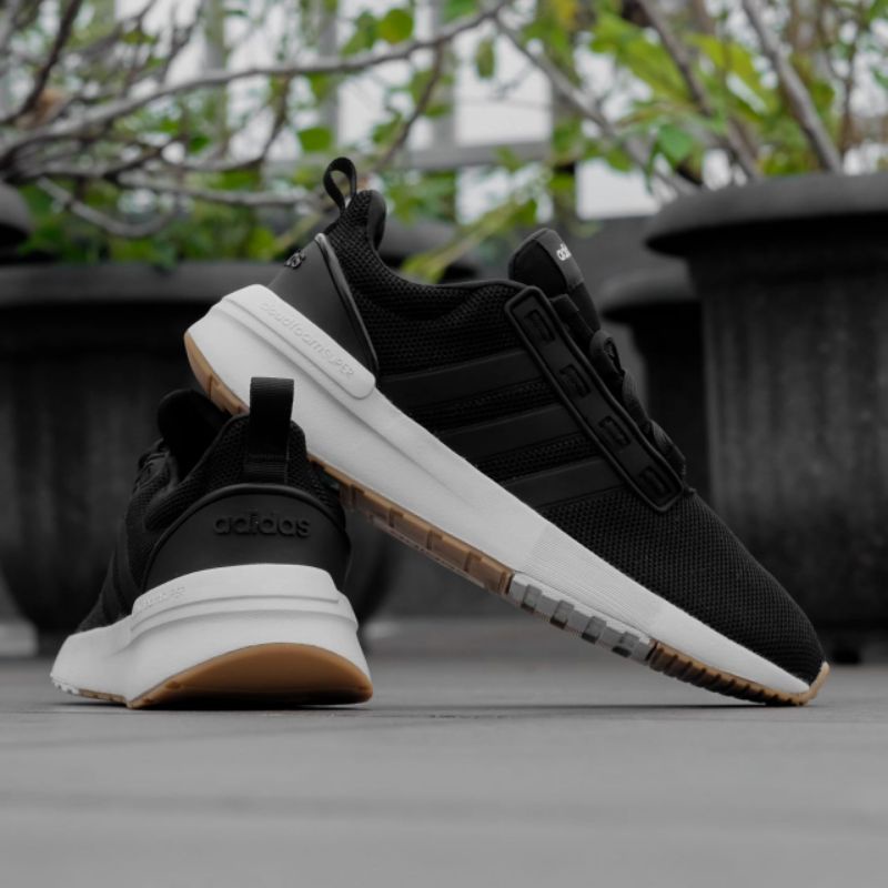 Adidas Racer TR21 &quot;Core Black/Gum&quot;