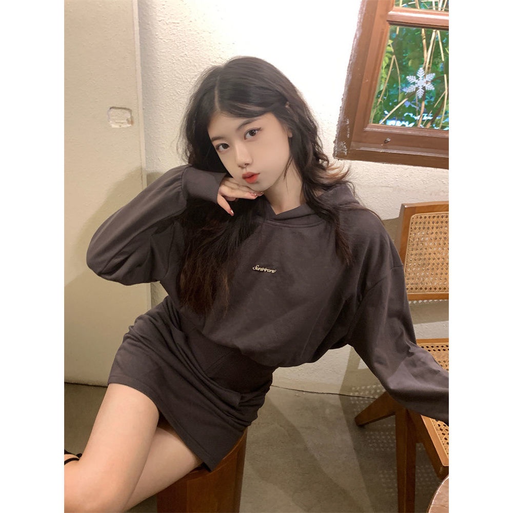 ♛✸Design sense hot girl bag hip sweater skirt autumn 2022 new Korean style hooded long-sleeve dress women s in