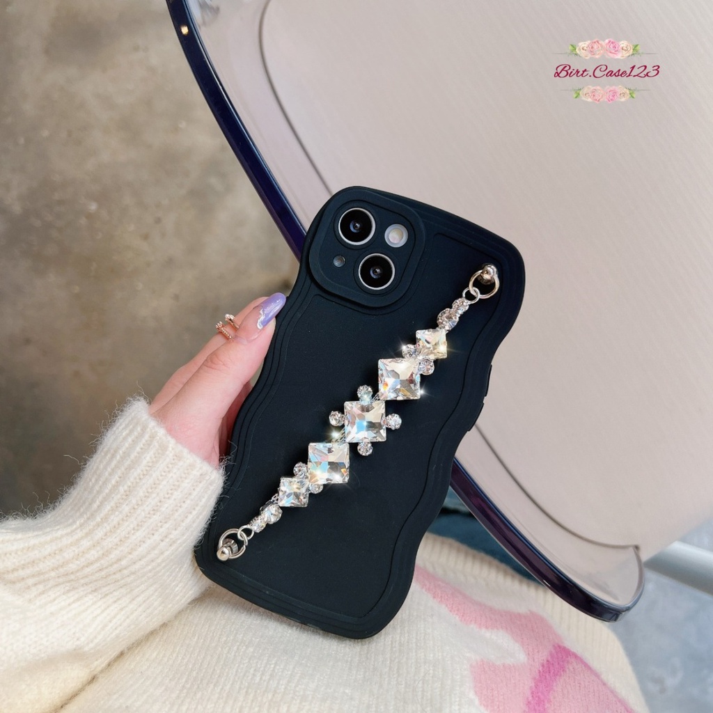 GC03 SOFTCASE GELOMBANG RANTAI DIAMOND FOR REALME C1 A3S C2 A1K 3 5 5I 5S 8 9 PRO PLUS 8I 10 C11 2020 C12 C25 C15 C17 7I C20 C11 2021 C21Y C25Y C30 C31 C33 C35 V23 NARZO 50I 50A PRIME BC7067