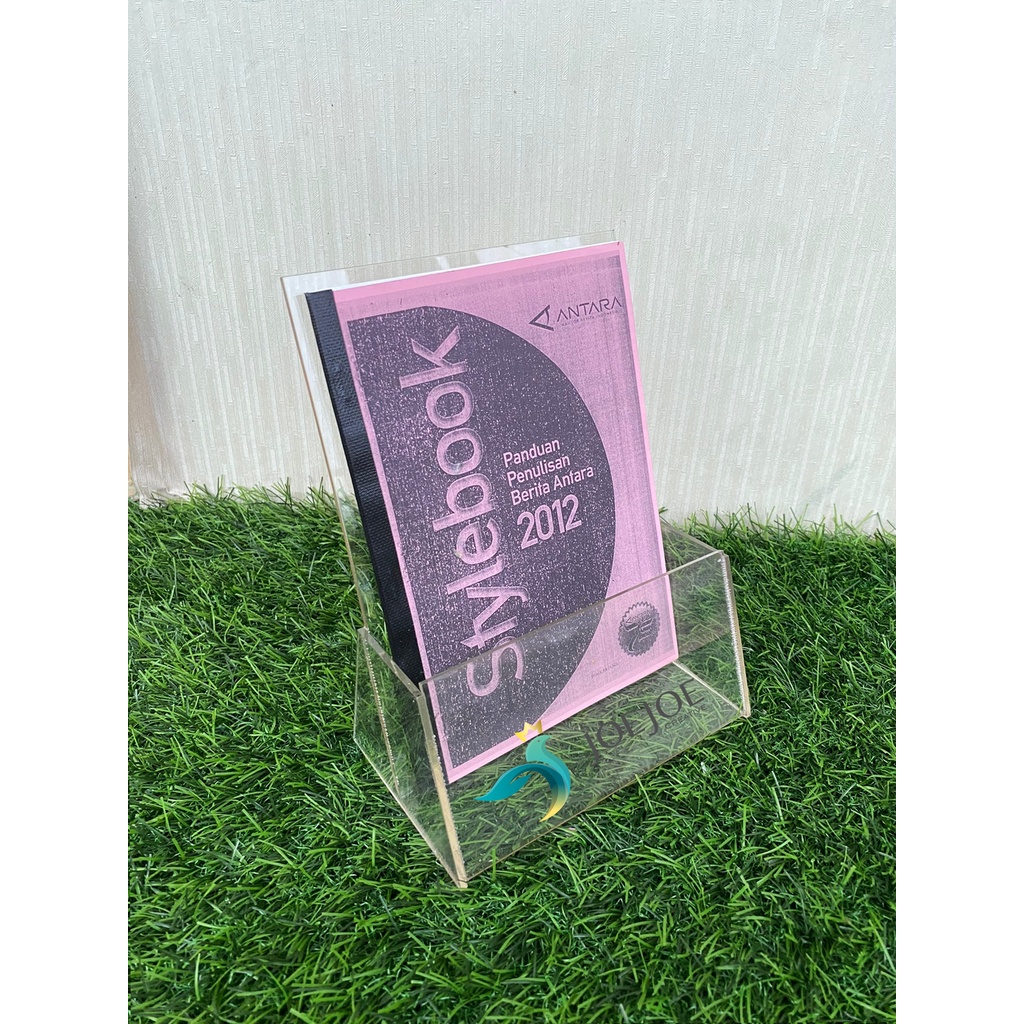 Display Stand Akrilik | Stand Buku | Akrilik Display