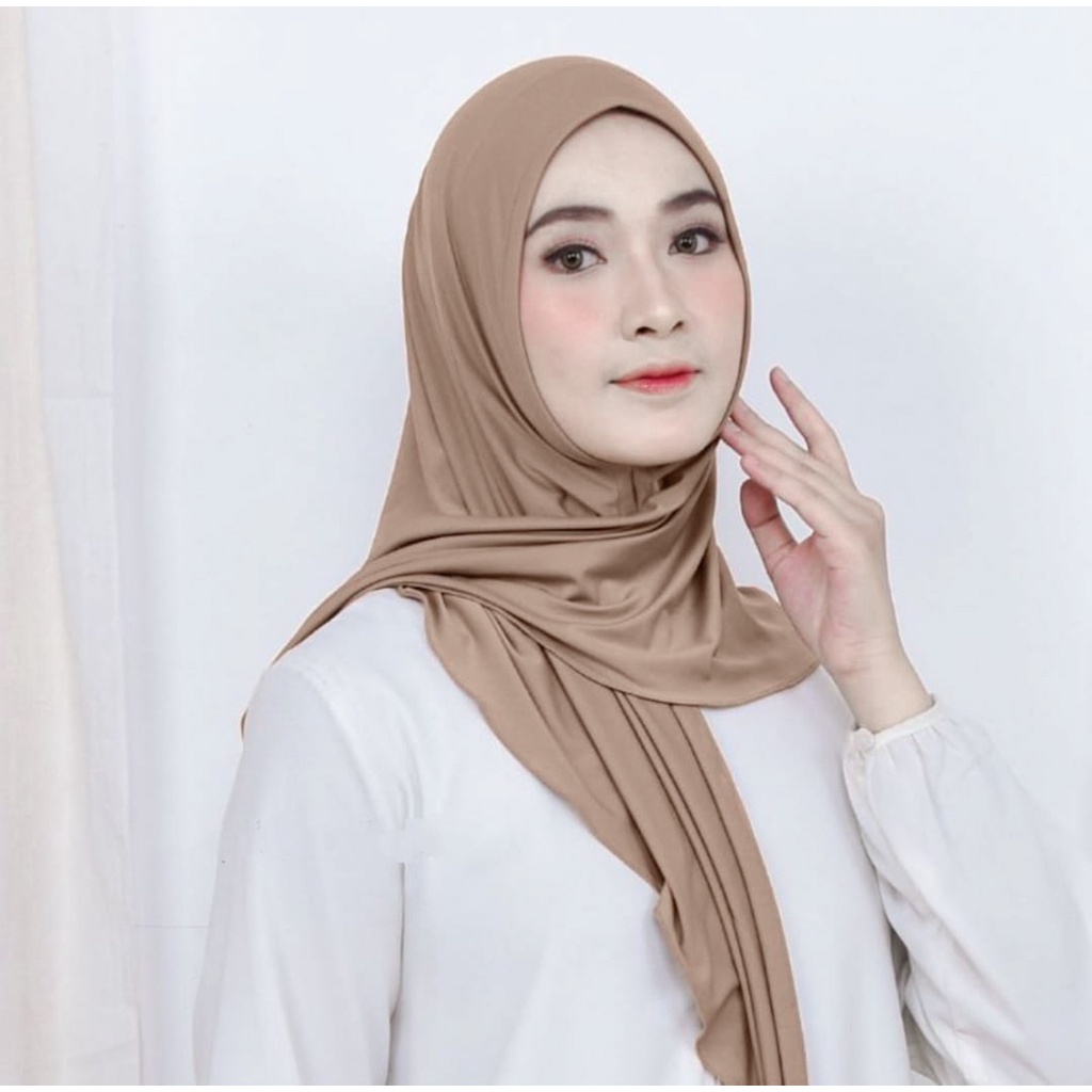 HANIA SEGITIGA INSTANT JILBAB KHIMAR KERUDUNG BERGO HIJAB SEGIEMPAT