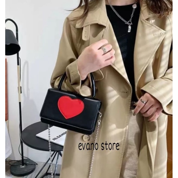 LOVE BAG TAS SELEMPANG MINI/TAS PESTA SLING BAG/TAS WANITA TALI RANTAI