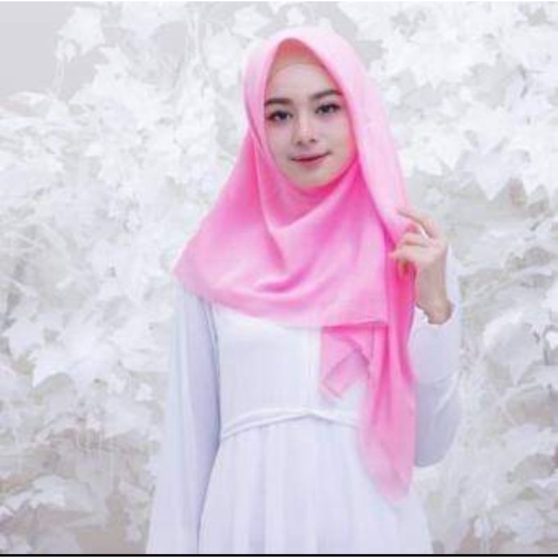 hijab Segi empat saudia baby pink