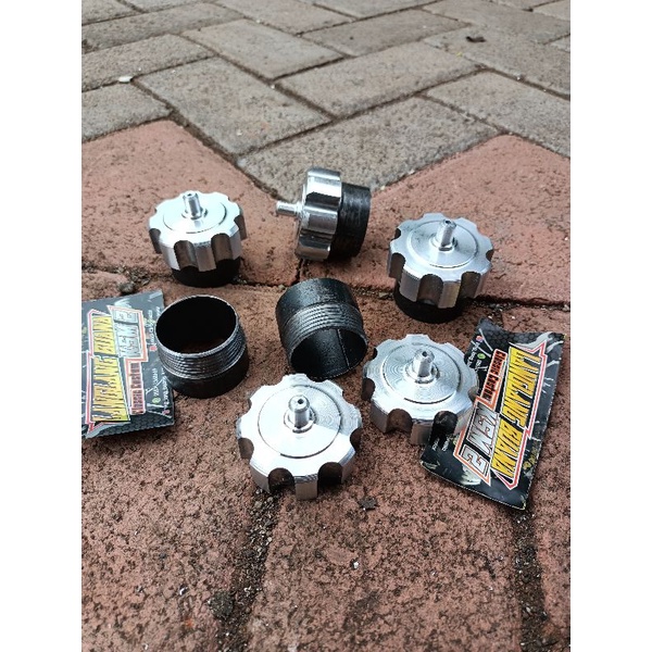 tutup tangki derat /tutip tangki bensin trail /KLX /(tutup tangki trail kecil V