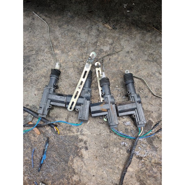 dorlock mobil honda accord executive 84 harga /pcs