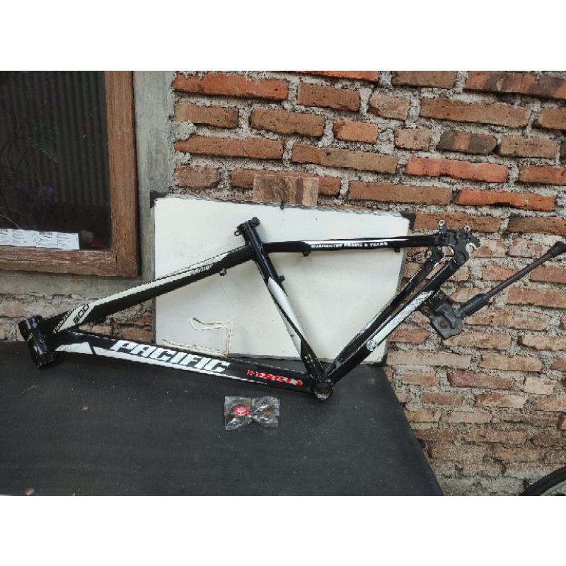 frame mtb 26 alloy Pacific tranzline 500 second pemakaian alumunium ukuran frame 17 inch