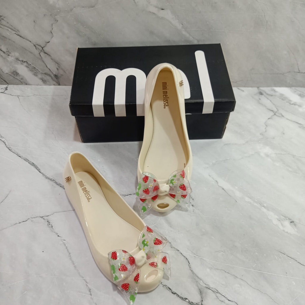 Flat shoes Mels Junior strawberry (anak tanggung)