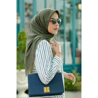 Buttonscarves Everyday Tapis Embossed - Kale