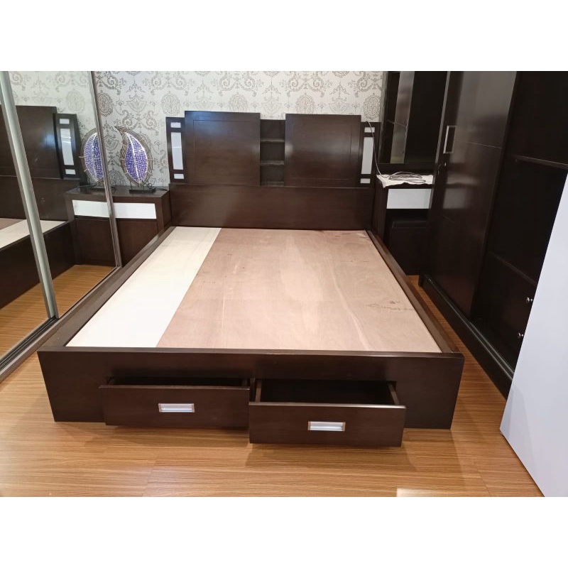 Tempat tidur kayu minimalis // ranjang tidur minimalis