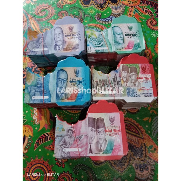 

(LEMBARAN) -+100 lembar amplop lebaran size MEDIUM motif UANG uK 7x12cm free PLASTIK
