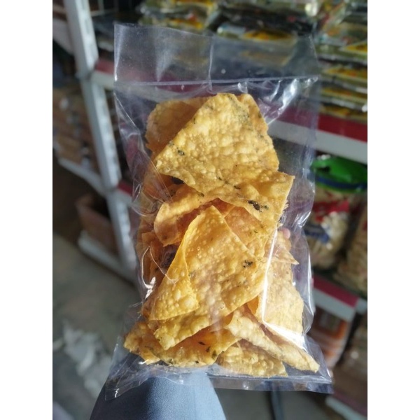 Jual Keripik Pangsit Keripik Bawang 200g Shopee Indonesia