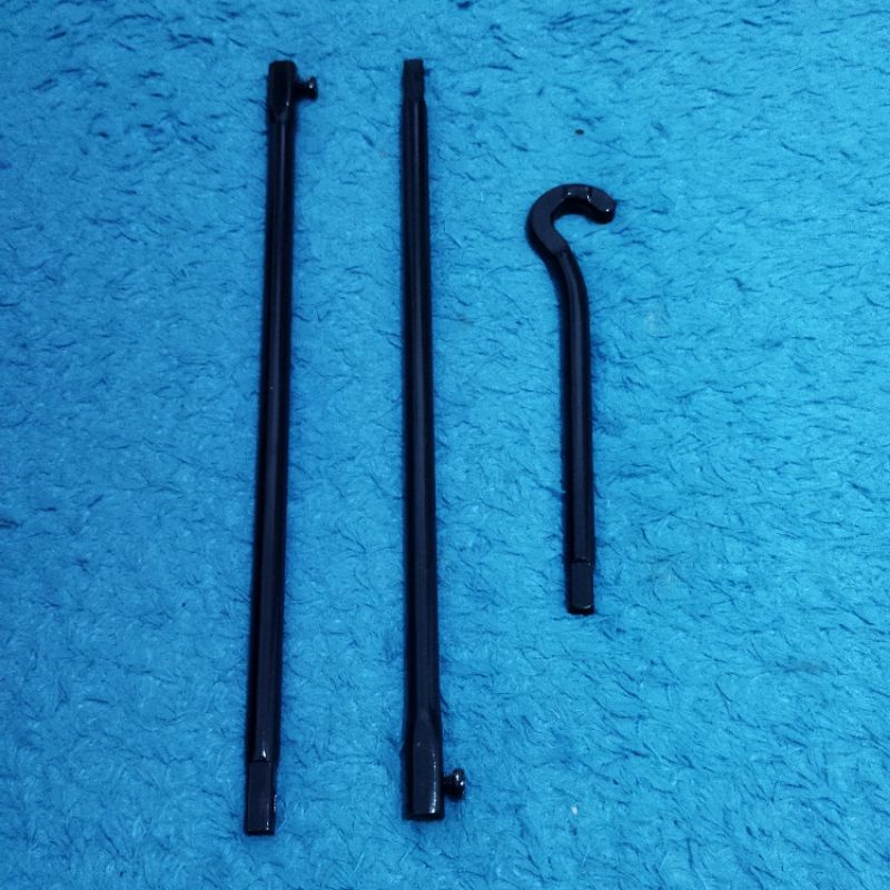 Kunci Roda 21 &amp; putaran/handle pemutar dongkrak &amp; pelepas ban serep mobil inova, fortuner &amp; hilux