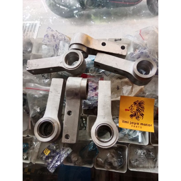 DUDUKAN SHOCK DEPAN CAKRAM VESPA EXCEL PXE