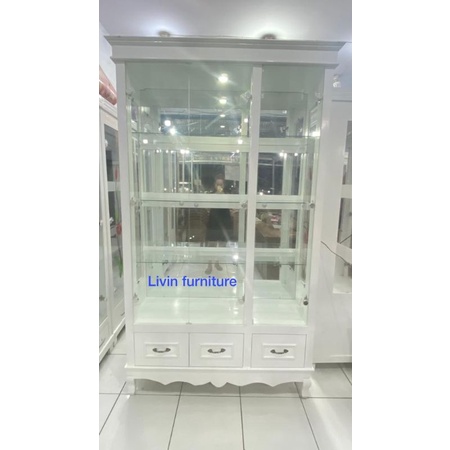 lemari pajangan 3pintu kaca