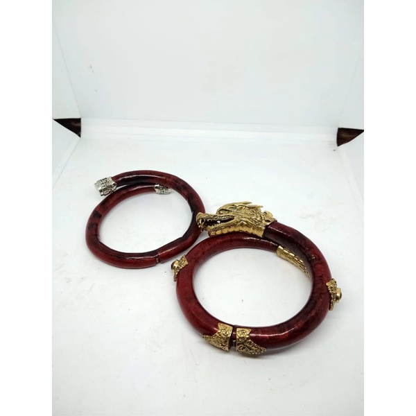 gelang akar Bahar merah kepala naga