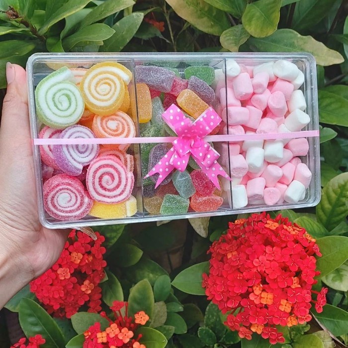 

✨READY✨ -DIJUAL PAKET PERMEN JELLY LEBARAN/ PARCEL COKLAT MIX JELLY TOPLES- 1.1.23