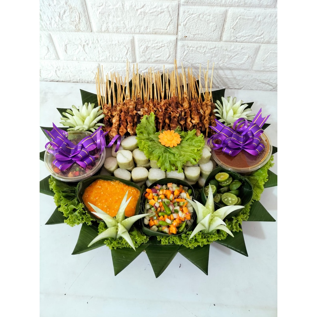 

Tumpeng Sate Ayam Sate Tampah Higienis Khas Nusantara