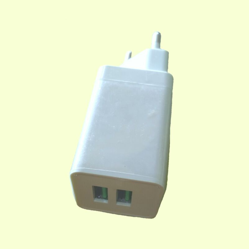 batok casan 2 amper 2 lubang usb