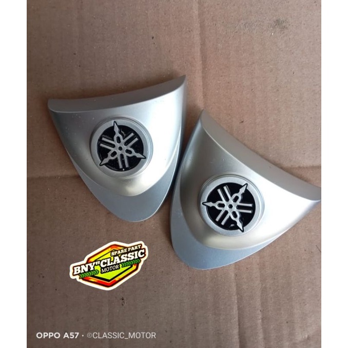 EMBLEM PANEL DADA FIZ  VEGA LAMA LOGO PERMANEN YAMAHA