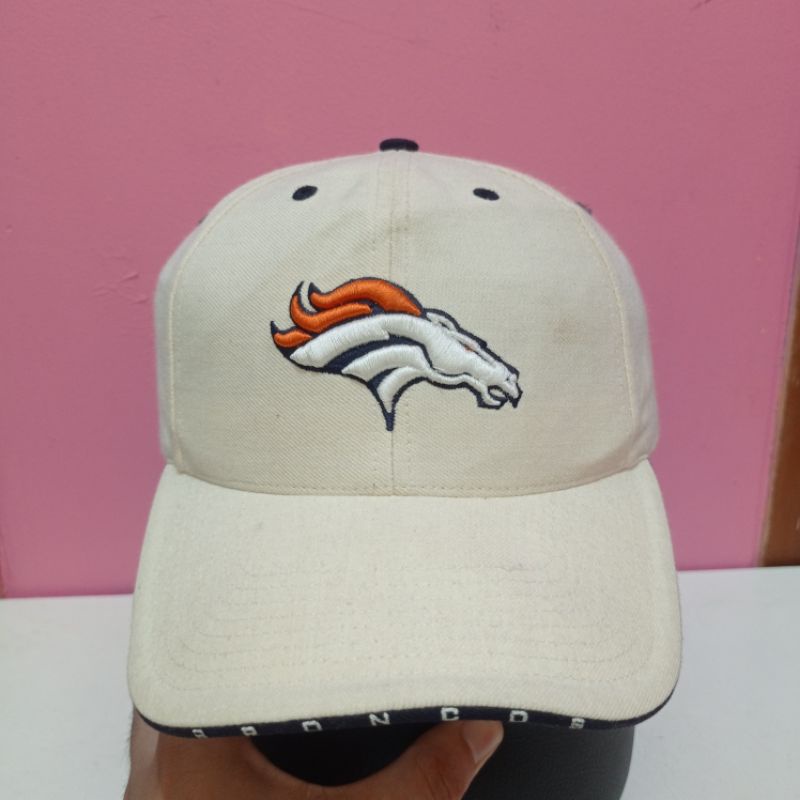 Topi nfl broncos