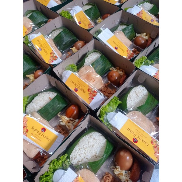 

NASI LANGGI SOLO NASIBOX NASI KOTAK SOLO MURAH MEWAH