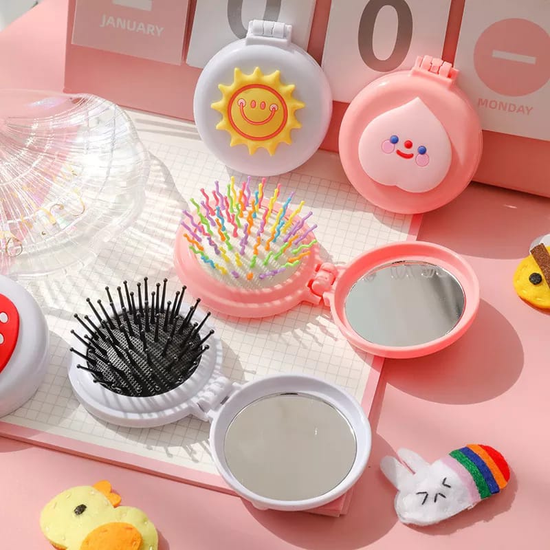 Tmall88 Sisir Lipat Bulat dengan Cermin Sisir Compact 2in1 Motif Cute