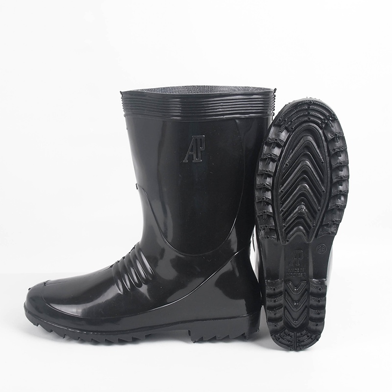 Sepatu Boots Pendek AP 1 Hitam Sepatu Karet Proyek Perkebunan Persawahan