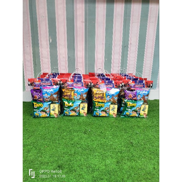 Bingkisa. souvenir ulang tahun tema spiderman