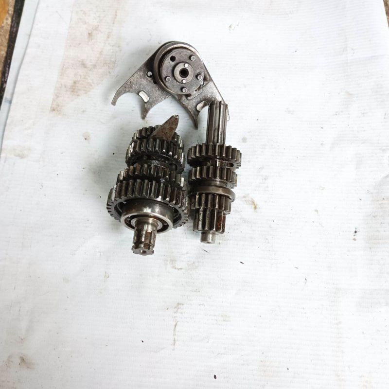 Gigi rasio Honda C70 super cup Astrea 800 4 speed original copotan