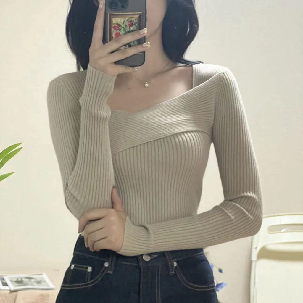 Red Keinginan murni untuk mengekspos tulang selangka temperamen tidak teratur rajutan sweater wanita musim gugur dan musim dingin rasa desain ceruk slim-pas sweater kemeja bagian dalam bottoming