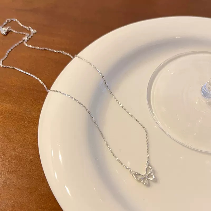 Papaozhu Elegan Perak Berongga Zirkon Kupu-Kupu Kalung Untuk Wanita Gadis Indah Berlian Imitasi Tulang Selangka Rantai Kalung Fashion Perhiasan Hadiah