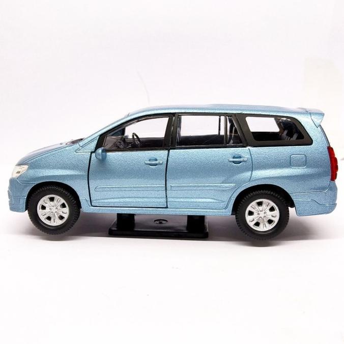 Miniatur Kijang Innova Diecast Mobil Toyota Terbaru ---MURAH---