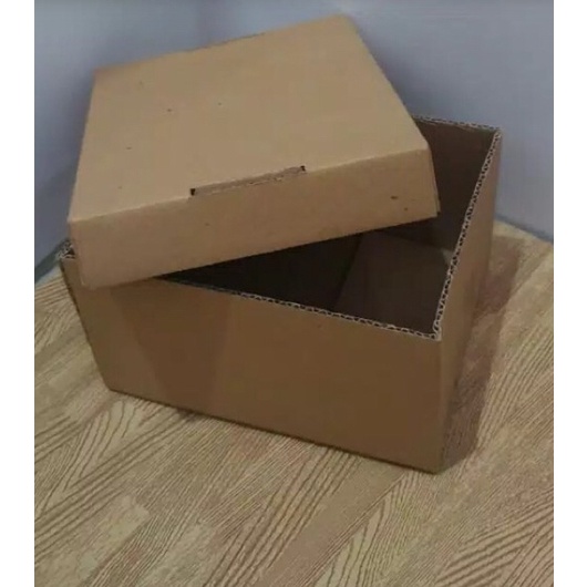 

Box 22x22x8 cm Kardus/Karton/Kotak/ Packing/ Kemasan Pizza/ Box Baju / Box Nasi