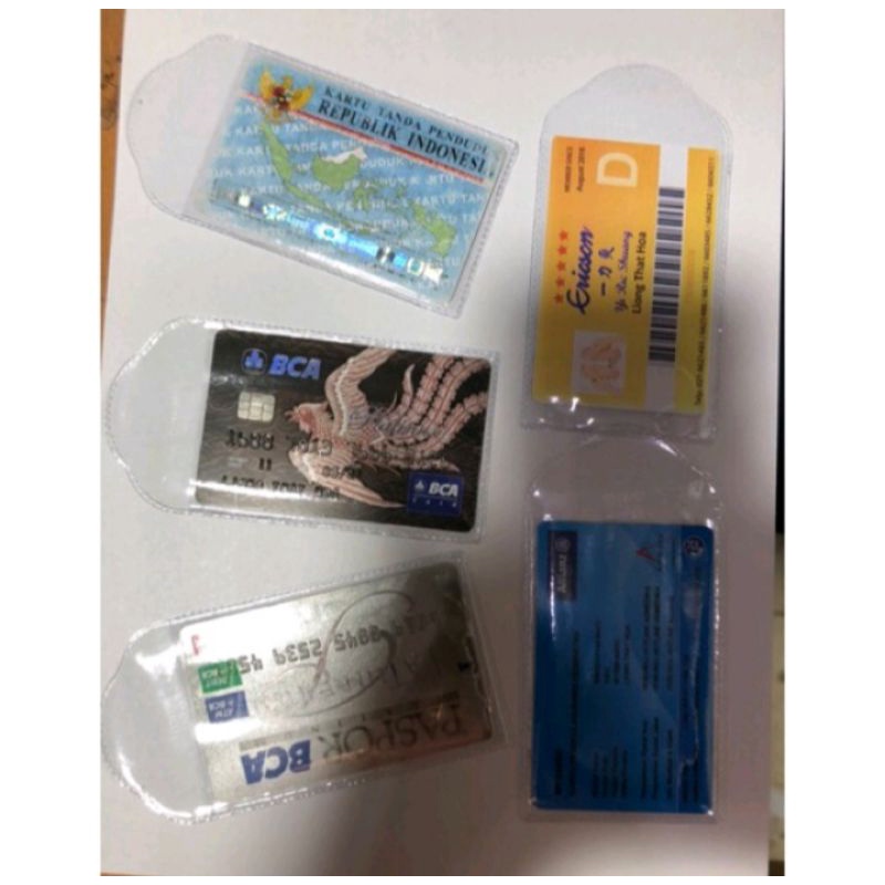 

Sampul Cover Pelindung Kartu KTP ATM SIM ETOLL Asuransi (1pcs)❤
