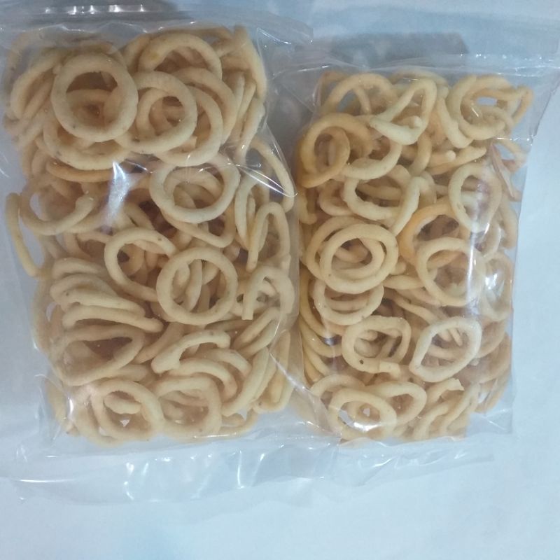 

kelanting ketumbar singkong 250 gr enak ,gurih lezat,kelanting dolar.