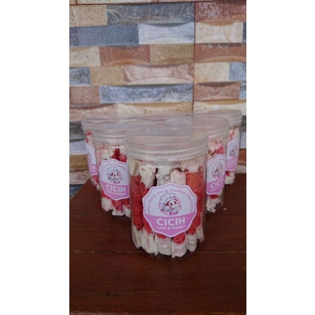 

PancakeCrunchyRollStrawberry