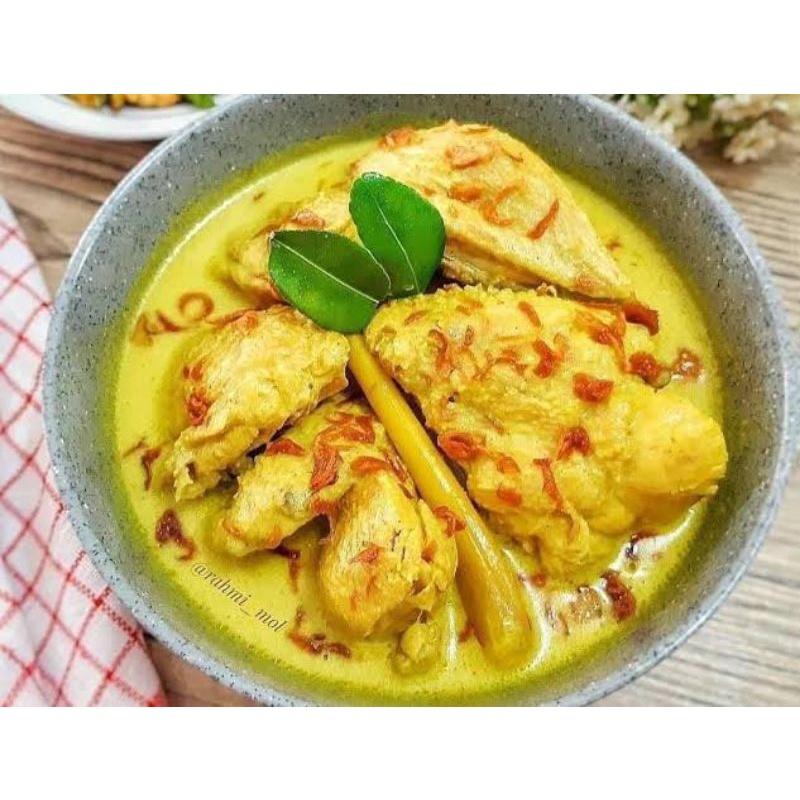 opor ayam bumbu kuning - frozen food - masakan siap saji - caterjng bali