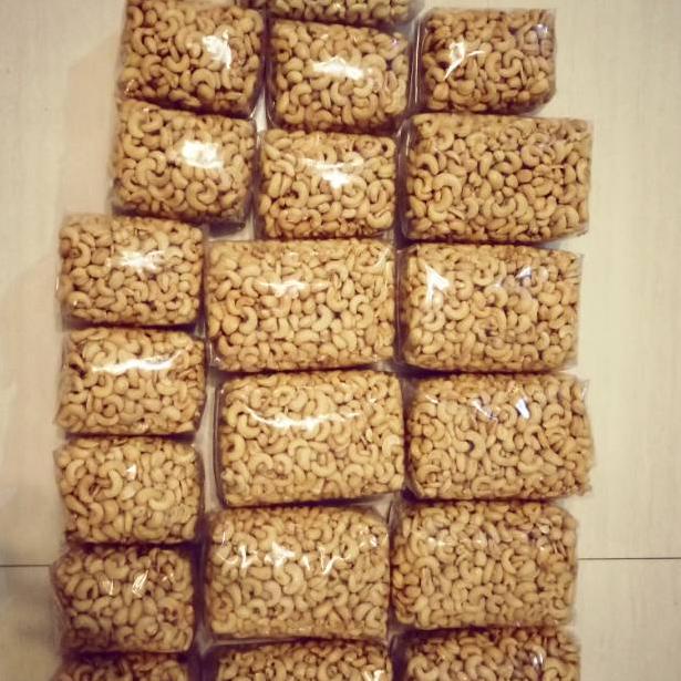 

BOOMING X921 KACANG METE GORENG 500 gram GK34