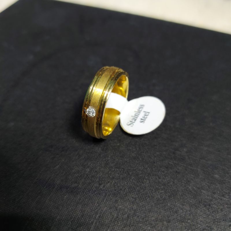 4s Grosir Solo || Cincin Titanium Premium Aksen Permata Warna Gold